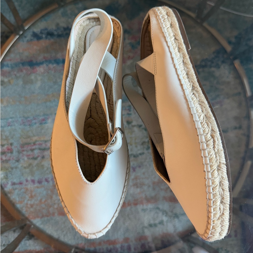 Stuart Weitzman White espadrille flats in size 8